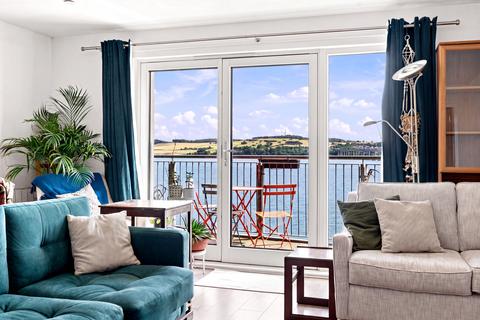 2 bedroom flat for sale, 44 Gourlay Yard, Dundee, DD1 3BR