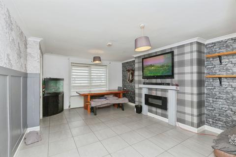 3 bedroom terraced house for sale, Cotswold Green, Leicester