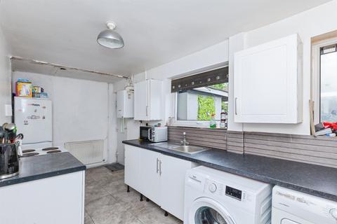 3 bedroom terraced house for sale, Cotswold Green, Leicester