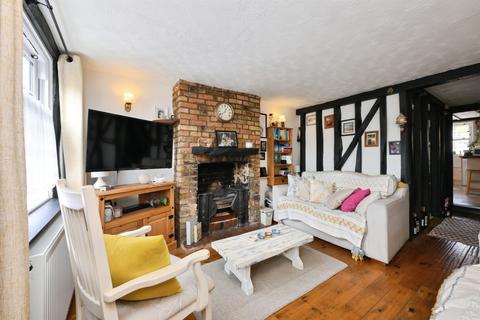 undefined, Queens Head Yard, Sheering, Bishop's Stortford