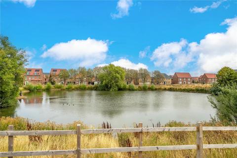 3 bedroom semi-detached house for sale, Bates Close, Bourne, Lincolnshire, PE10