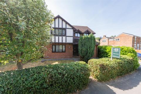 4 bedroom detached house for sale, Beach Road, Northwich CW8