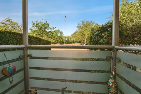 2 bedroom flat for sale, Heraldry Walk, Exeter, Devon, EX2