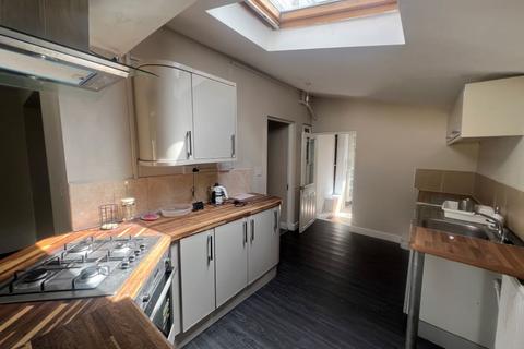 3 bedroom semi-detached house for sale, 53 Park Road West, Wolverhampton, WV1 4PL