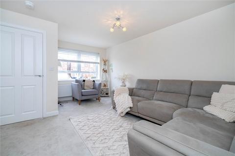 3 bedroom semi-detached house for sale, Neal Drive, Bourne, Lincolnshire, PE10