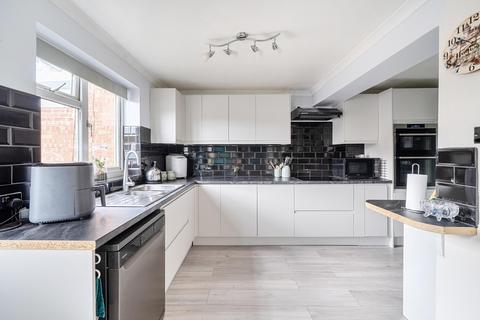 3 bedroom terraced house for sale, Campion Road, Abingdon, Oxfordshire