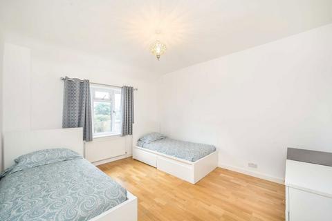 4 bedroom semi-detached house for sale, Crathie Road, Lee
