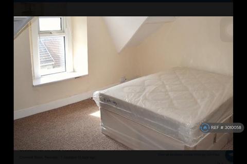1 bedroom in a house share to rent, Cromwell Street, Swansea, SA1