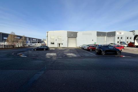 Warehouse to rent, Hikers Way Long Crendon HP18 9RW