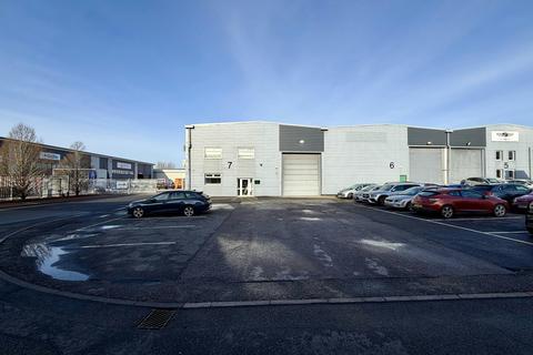 Warehouse to rent, Hikers Way Long Crendon HP18 9RW