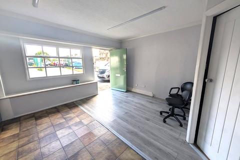Studio for sale, Colne Road, Earby BB18