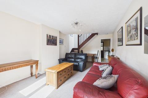 2 bedroom terraced house for sale, Stott Gardens, Cambridge, Cambridgeshire