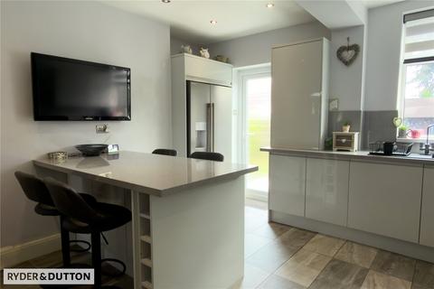 3 bedroom semi-detached house for sale, Thorley Close, Chadderton, Oldham, Greater Manchester, OL9