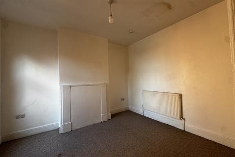 2 bedroom flat to rent, Warwick Road, Birmingham, B11