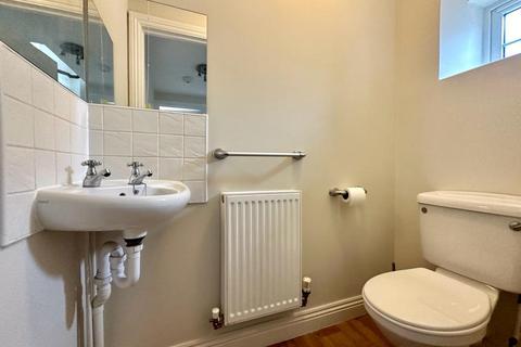 undefined, Swan Avenue, Devon EX16