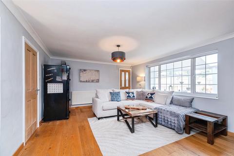 3 bedroom semi-detached house for sale, Elderfield Road, Bicester, Oxfordshire, OX27