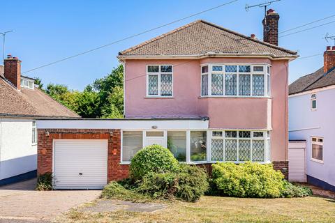 3 bedroom detached house for sale, Sutherland Avenue, Cuffley, EN6