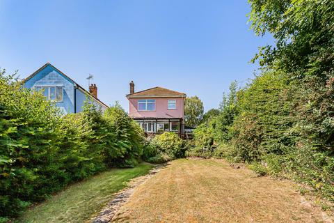 3 bedroom detached house for sale, Sutherland Avenue, Cuffley, EN6