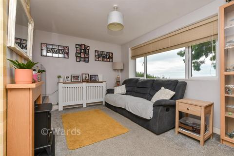 3 bedroom terraced house for sale, St. George's Crescent, Dover CT17