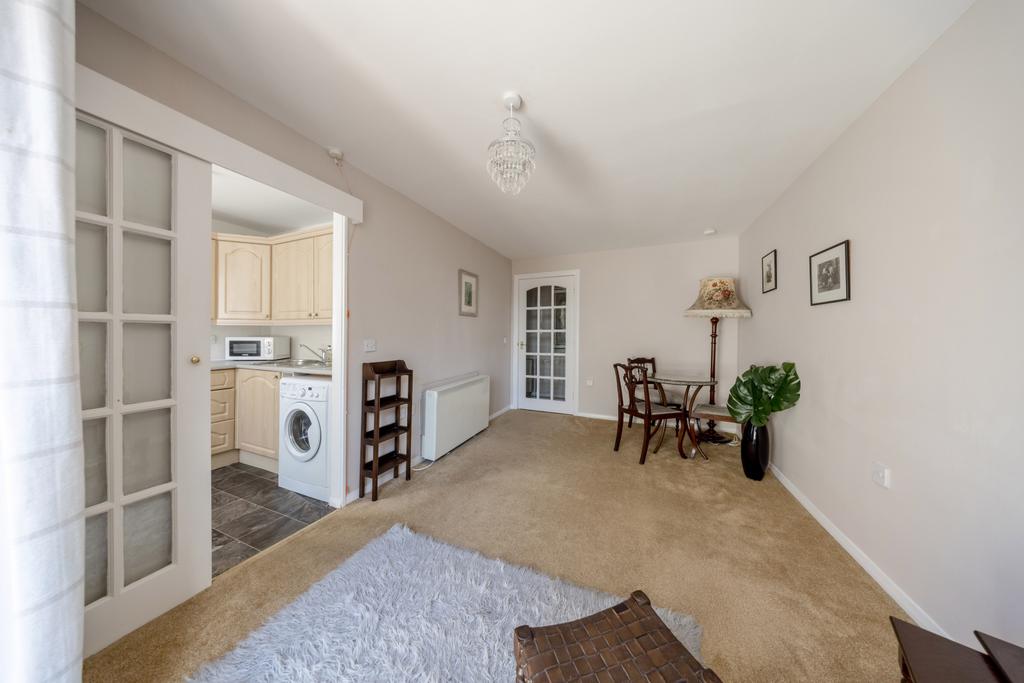House in Edinburgh - View 4