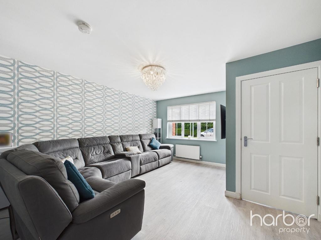 House in City Of Glasgow - View 2