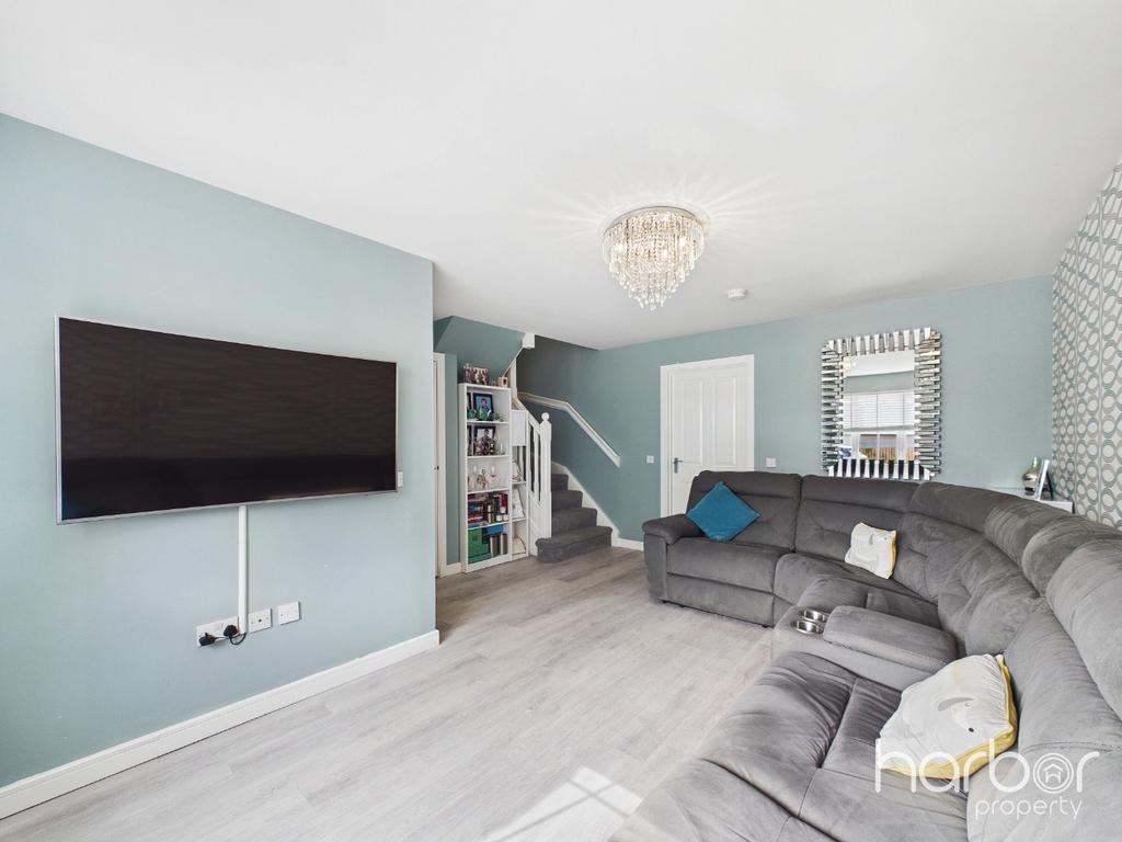 House in City Of Glasgow - View 3