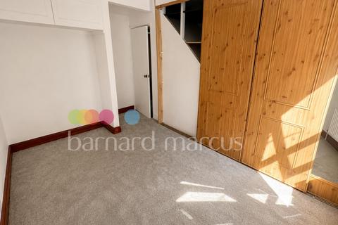 2 bedroom house to rent, Sussex Road, South Croydon