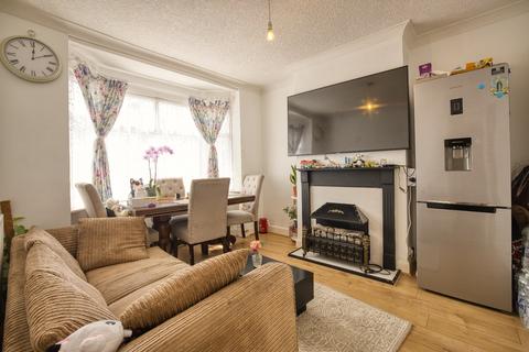 2 bedroom bungalow for sale, Kings Avenue, Ramsgate, CT12