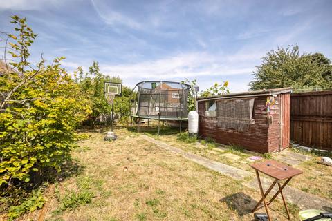 2 bedroom bungalow for sale, Kings Avenue, Ramsgate, CT12