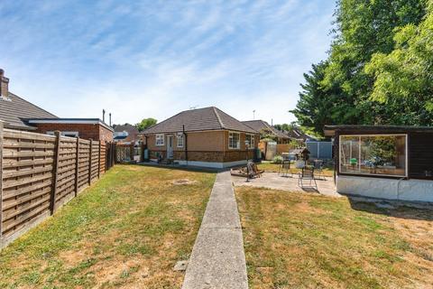 2 bedroom bungalow for sale, Patricia Close, West End, Southampton, Hampshire, SO30