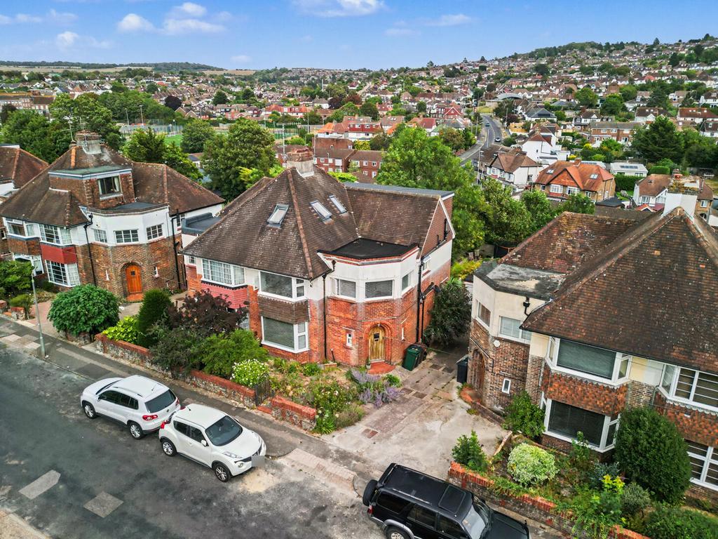 House in Brighton, Patcham, Westdene - View 4