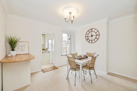 2 bedroom terraced house for sale, Banbury Street, Watford