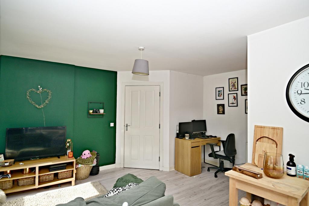 Apartment in Glasgow - More