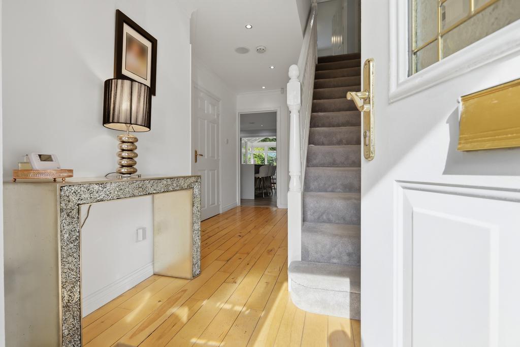 House in Glasgow, Millerston - More