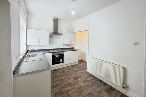 2 bedroom terraced house to rent, Bolton Road, Ashton-In-Makerfield, WN4