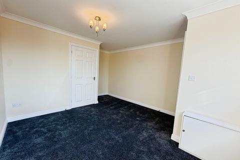 2 bedroom flat to rent, Greenall Street, Ashton-In-Makerfield, WN4
