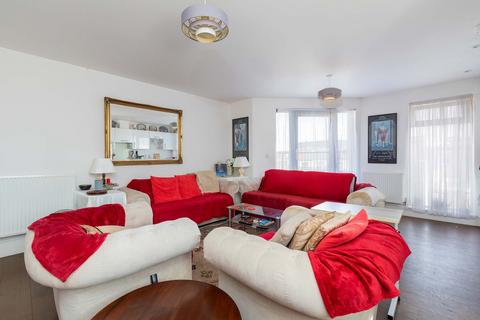 2 bedroom apartment for sale, Bishops Road, Slough SL1