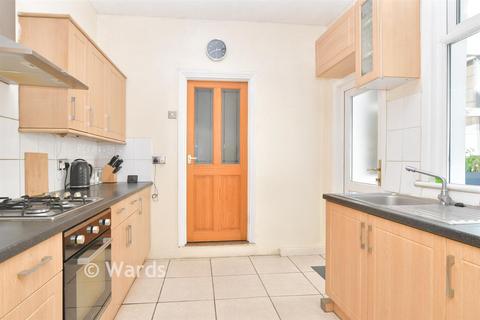4 bedroom terraced house for sale, London Road, Gravesend DA11