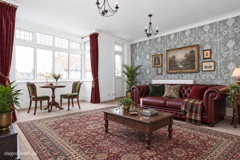 2 bedroom flat for sale, Richmond Avenue, Margate, Kent, CT9