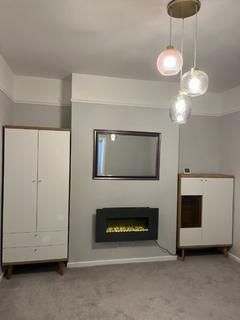 Studio for sale, Lower Oldfield Park, Bath BA2