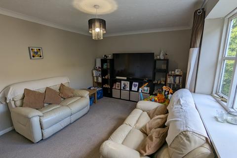 2 bedroom apartment to rent, Buckingham Road, Winslow MK18