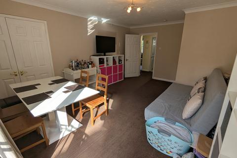 2 bedroom apartment to rent, Buckingham Road, Winslow MK18