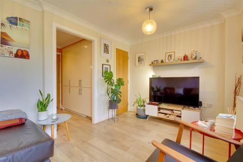 2 bedroom end of terrace house for sale, Carriage Mews, Langley Close, St. Ives