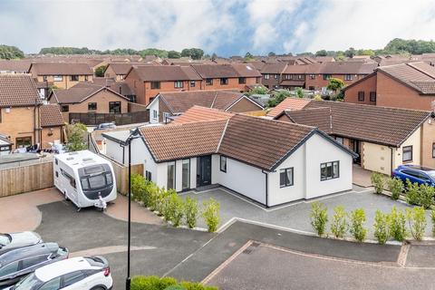 3 bedroom detached bungalow for sale, Alderley Drive, Newcastle Upon Tyne, NE12