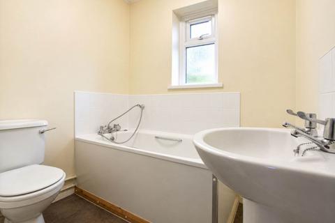 3 bedroom end of terrace house for sale, Prebendal Avenue, Aylesbury