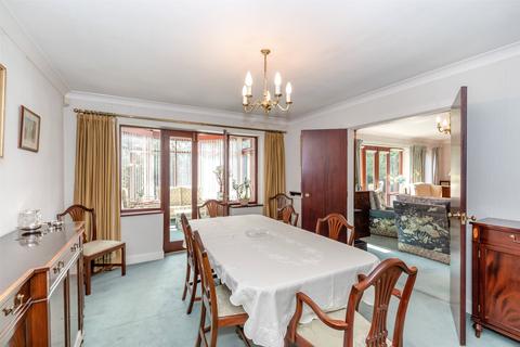 4 bedroom detached house for sale, Wheatlands Road East, Harrogate, North Yorkshire