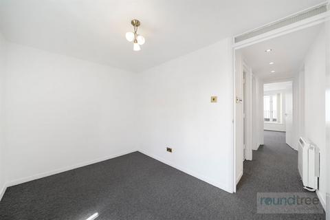 1 bedroom flat for sale, Sovereign House, Scout Way,NW7
