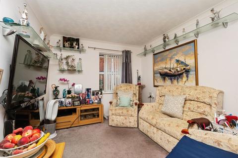 1 bedroom retirement property for sale, Great George Street, Weymouth