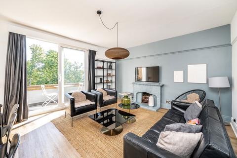 Brondesbury Park, London NW6