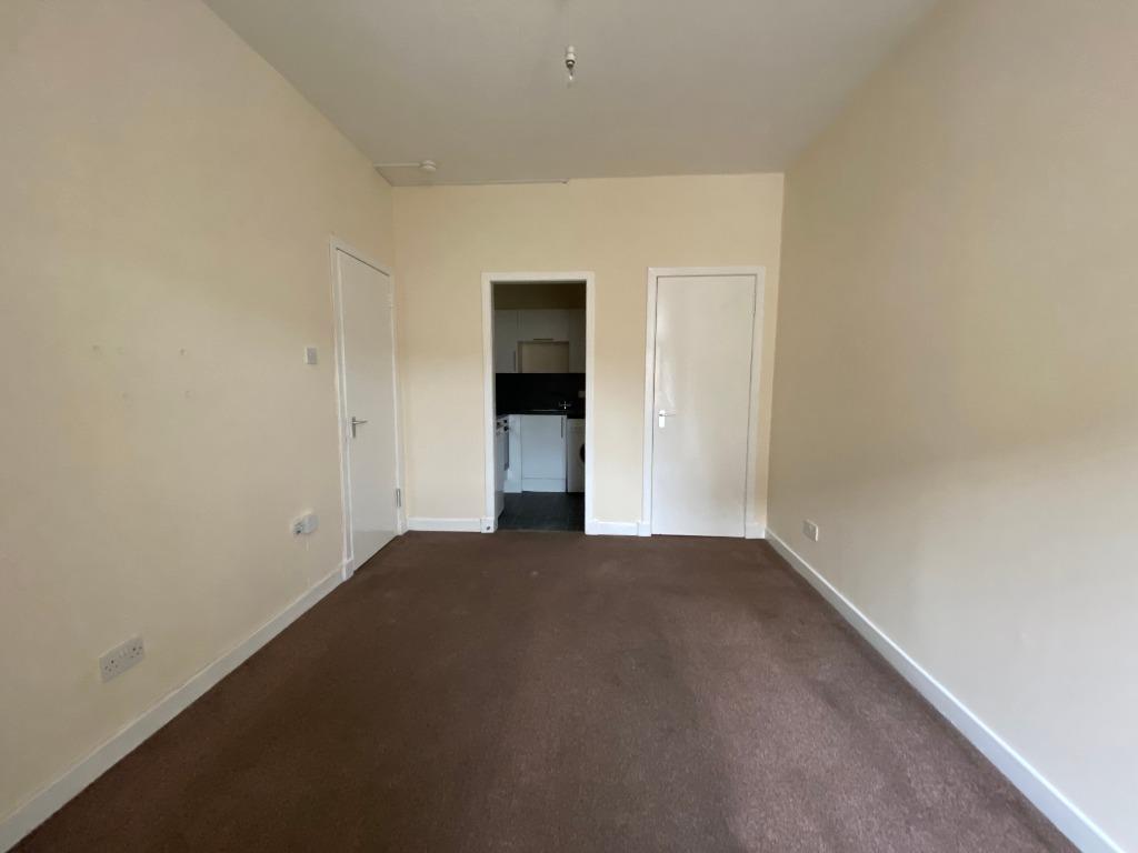 Apartment in Glasgow - View 4